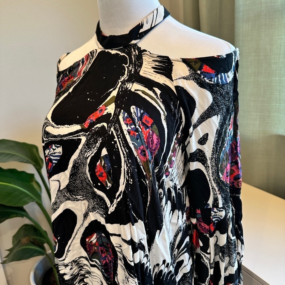 Free People White, Black & Pink Abstract Cold-Shoulder Mini Dress